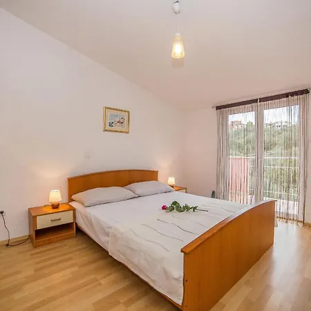 Apartment Miroslava