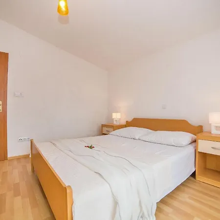 Miroslava Apartment