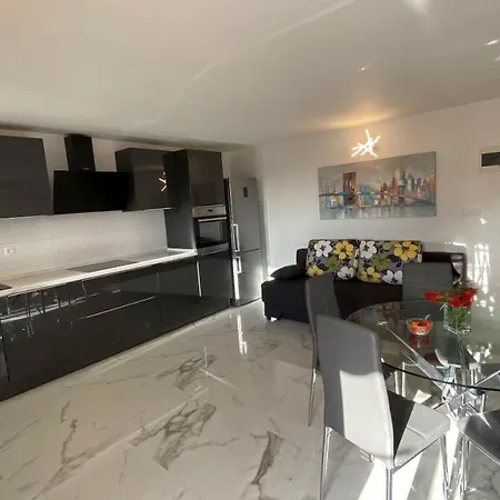 Miroslava Apartment