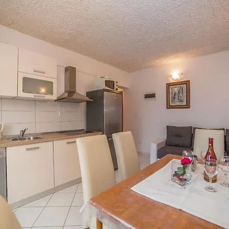 Miroslava Apartment